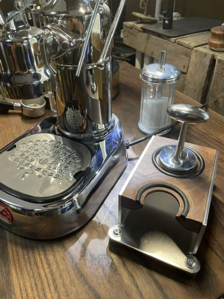 Tamping Station, SICPEC, perfekt für Elektra / Pavoni / HOLZ